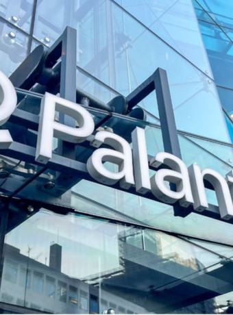 Palantir προς Ευρώπη: Το στρατιωτικό σύστημα AI Maven δεν διαθέτει διακόπτη απενεργοποίησης image