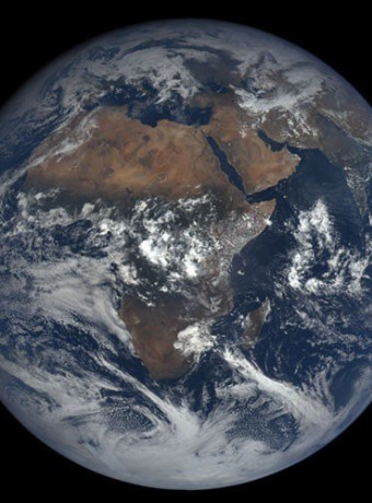 Ειδική ιστοσελίδα της NASA με νέες εντυπωσιακές φωτογραφίες της Γης καθημερινά image