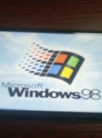 Windows 98 σε iPhone 6 Plus; Κι όμως γίνεται [Photos] image