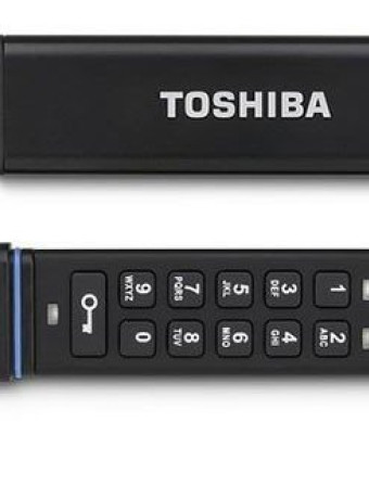 Toshiba Encrypted USB Flash Drive: Ένα flash drive με ενσωματωμένο keypad για αποκρυπτογράφηση των δεδομένων image