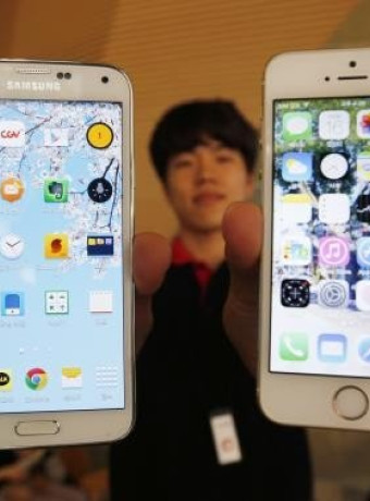 Samsung Galaxy S5: Έμεινε πίσω από το iPhone 5S στις πωλήσεις μόλις στον 2ο μήνα κυκλοφορίας image