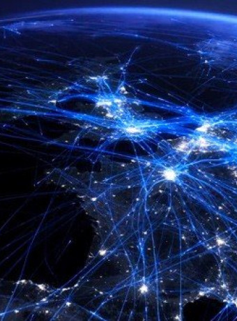 Μια ολόκληρη ημέρα αεροπορικών πτήσεων στην Ευρώπη σε ένα εντυπωσιακό video image