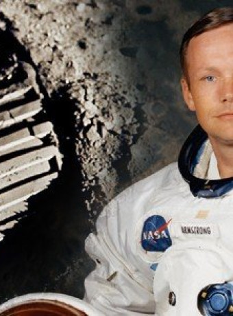 H NASA τιμά τον Neil Armstrong με μουσικό αφιέρωμα ένα χρόνο μετά το θάνατό του [Video] image