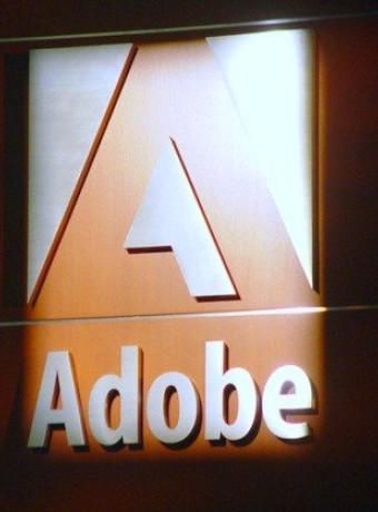 Hacker επιτίθεται στην Adobe και δημοσιοποιεί δεδομένα 150.000 χρηστών image