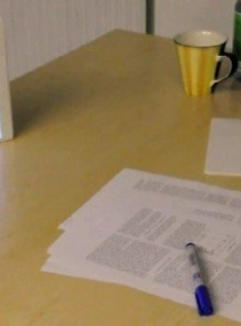 LightBeam, η συσκευή που μετατρέπει καθημερινά αντικείμενα σε οθόνες και τηλεχειριστήρια [Video] image