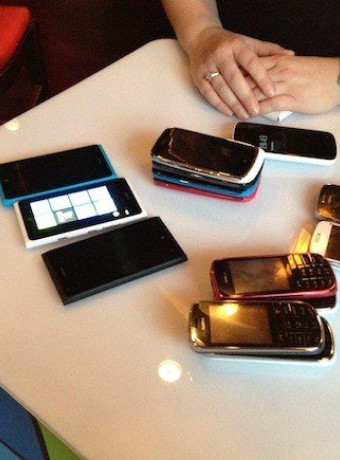 Γνωριμία με τα Nokia PureView 808, Lumia 610 & Lumia 900 image