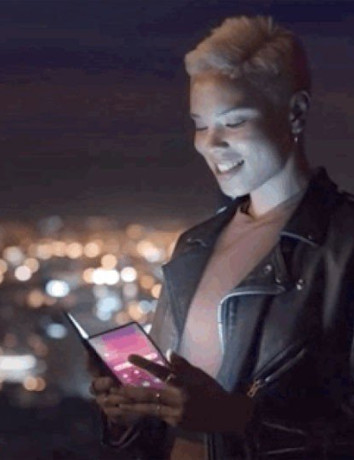 Samsung Galaxy F: Διέρρευσε επίσημο video για το αναδιπλώμενο smartphone image