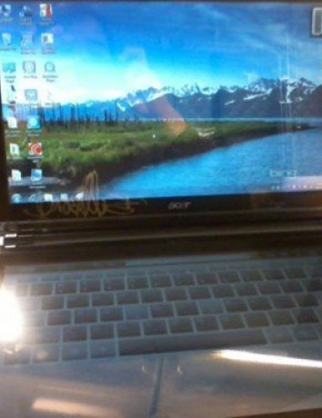 Η Acer κατασκευάζει notebook με δύο multitouch οθόνες image