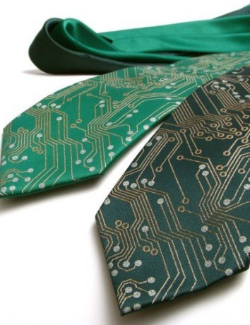 Circuit Board NeckTie: Η γραβάτα του προγραμματιστή! image