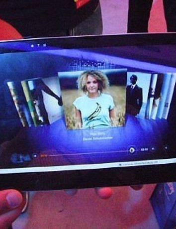 Evolve III Maestro: Tablet με τρία λειτουργικά συστήματα (Windows 7, Android και MeeGo) image