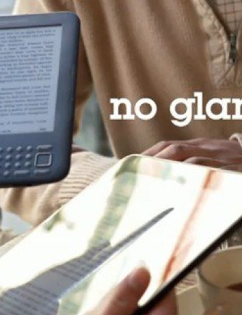 Νέα διαφήμιση του Amazon Kindle απέναντι στο iPad! image