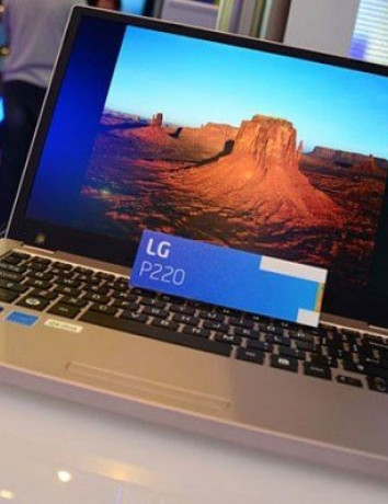 LG P220 ultraportable 13.3'' laptop από την Computex 2011! image