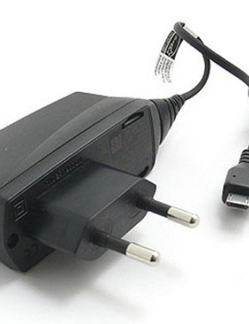 Τα πρώτα δείγματα ενιαίων φορτιστών microUSB παρουσιάστηκαν στην Ευρωπαϊκή Επιτροπή! image