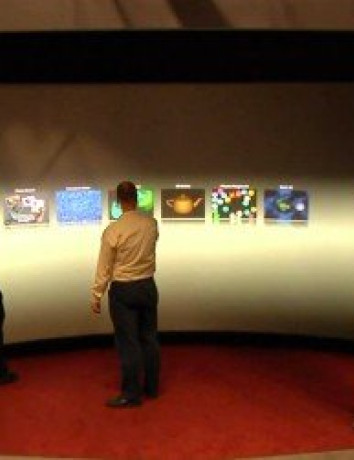 Κυρτή οθόνη multitouch μεγέθους 10 μέτρων από την Ολλανδία [video] image