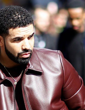 Drake: Το νέο album γίνεται το πρώτο στον κόσμο με 1 δισ. streams μέσα σε μια εβδομάδα! image