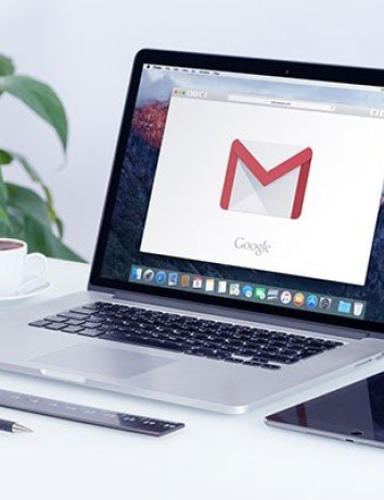 Smart Compose: Η νέα λειτουργία στο Gmail θα σε συμπληρώνει αυτόματα αυτά που γράφεις image