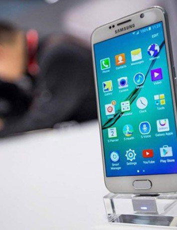 Η εξέλιξη της σειράς Galaxy S από το πρώτο μέχρι τα Galaxy S6 / S6 Edge σε επίσημο video image