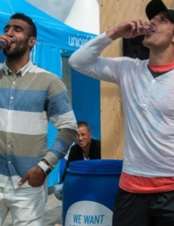 Sweat Machine: Η UNICEF αναπτύσσει συσκευή που μετατρέπει τον ιδρώτα σε πόσιμο νερό image