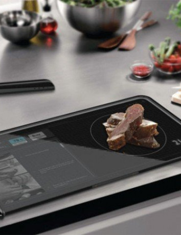 Almighty Board, ψηφιακή επιφάνεια κοπής για high-tech μαγειρική image