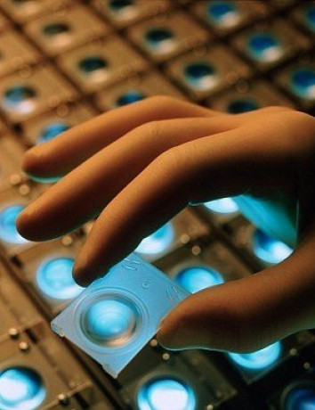 Φακούς επαφής αλά Minority Report παραγγέλνει ο αμερικανικός στρατός image