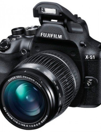 Fujifilm X-S1 υβριδική κάμερα σε σώμα DSLR και άλλες 18 νέες κάμερες της εταιρίας [CES 2012] image