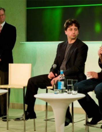 Τέλος ο Eric Schmidt από CEO της Google, αναλαμβάνει ο Larry Page! image