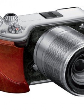 Hasselblad Lunar: Η νέα εντυπωσιακή (και πανάκριβη...) mirrorless κάμερα της εταιρείας [Photokina 2012] image