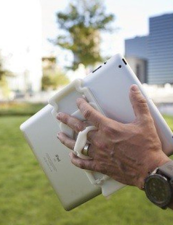 Tablet Claw, μετατρέπει το tablet σε όπλο! [Video] image