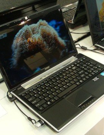 3D notebooks FR600/CX623 από την MSI image