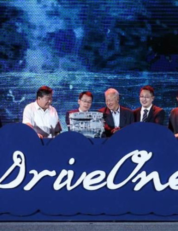 Huawei DriveOne: Η εταιρεία μπαίνει επίσημα στον χώρο των ηλεκτρικών οχημάτων! image