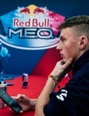 Red Bull M.E.O. Season 3:  Με Hearthstone και PUBG Mobile το μεγαλύτερο διεθνές mobile gaming τουρνουά image