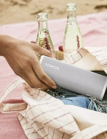 Sonos Roam: Το νέο έξυπνο ηχείο της εταιρείας παράγει απίστευτο ήχο για το μέγεθός του image