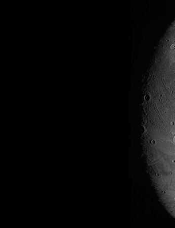 Juno: Οι πρώτες φωτογραφίες από την επιφάνεια του Γανυμήδη image