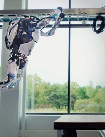 Boston Dynamics: Το ανθρωποειδές ρομπότ Atlas κινείται πλέον πιο φυσικά από ποτέ image