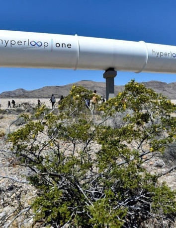 Hyperloop One: Το μέλλον των μεταφορών θα μείνει...όνειρο image