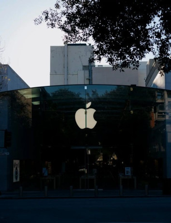 Apple Car: Πάνω από $10 δισ. χαμένα στο ακυρωμένο project image