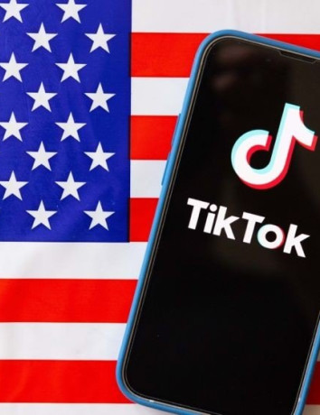Αντίστροφη μέτρηση για το TikTok στις ΗΠΑ: Πέρασε το νομοσχέδιο, απομένει η υπογραφή Biden image