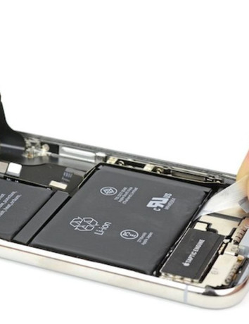 Apple: Καλύτερη υποστήριξη third-party μπαταριών και οθονών για τα iPhone image
