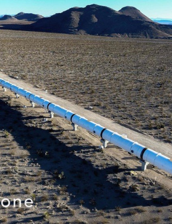 Hyperloop: Πρώτες εικόνες από τη δοκιμαστική γραμμή για το τραίνο του μέλλοντος [Video] image