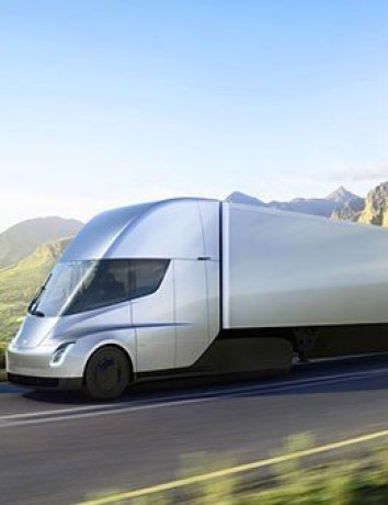 Tesla Semi: Αυτός είναι ο ηλεκτρικός τράκτορας που φιλοδοξεί να αλλάξει τον τομέα των μεταφορών [Video] image