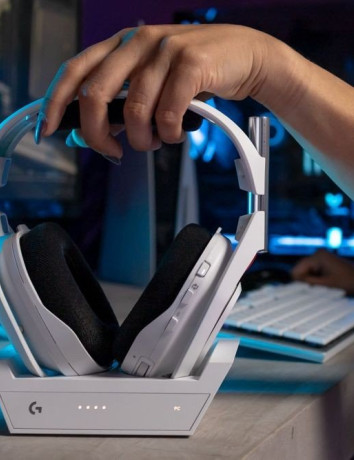 Logitech G ASTRO A50 GEN 5: Τα ακουστικά για τον gamer που παίζει σε όλες τις πλατφόρμες image