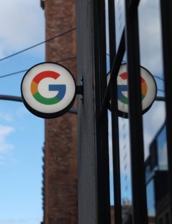 Google: Στόχος να συντρίψουμε τους άλλους στον τομέα της διαφήμισης image