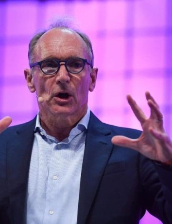 Ο πατέρας του web, Sir Tim Berners-Lee, κλείνει το World Wide Web Foundation! image
