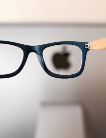 Αναφορά: Έξυπνα γυαλιά τύπου Meta Ray-Ban από την Apple για το 2027 image