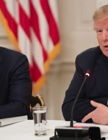 Δυσφορία Trump για την παραγωγή iPhone στην Ινδία, επιμένει σε επενδύσεις εντός ΗΠΑ image