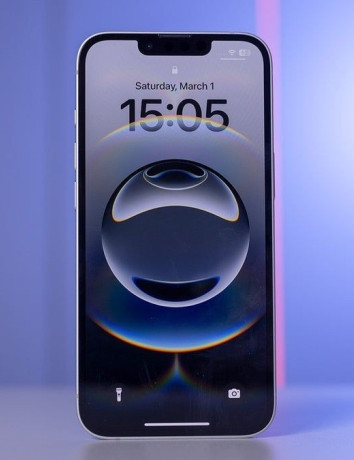 iPhone με διαφορετικό φωνητικό βοηθό αντί της Siri στην Ευρώπη image