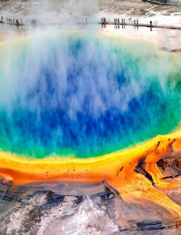 Yellowstone: Κρύβει καθαρό ήλιο στο υπέδαφος του για πυραύλους, αντιδραστήρες και υπεραγωγούς image