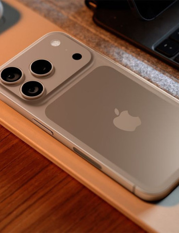 iPhone 17 Pro: Εμφανίστηκε πρωτότυπο σε κοινή θέα; image