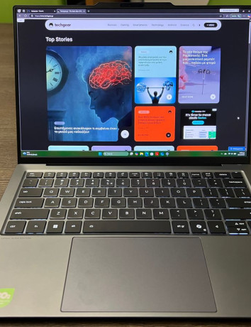 Lenovo ThinkPad X9 Aura Edition Review: Όταν ο μινιμαλισμός συναντά την τεχνολογική αρτιότητα image