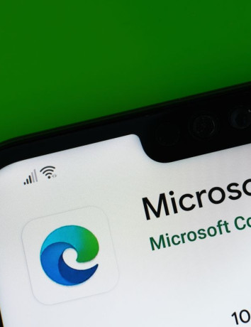 Ο Microsoft Edge φέρνει το YouTube στο παρασκήνιο χωρίς συνδρομή Premium image